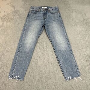 Levis Jeans Women 27 Blue Denim Wedgie Ankle Raw Hem Light Wash Button Fly Big E